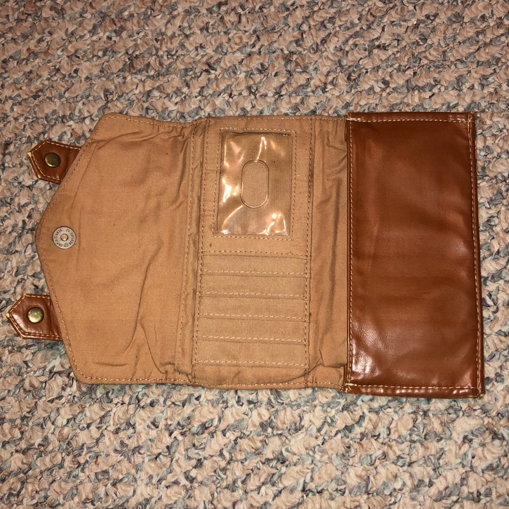 Target Wallet - Picture 3 of 5